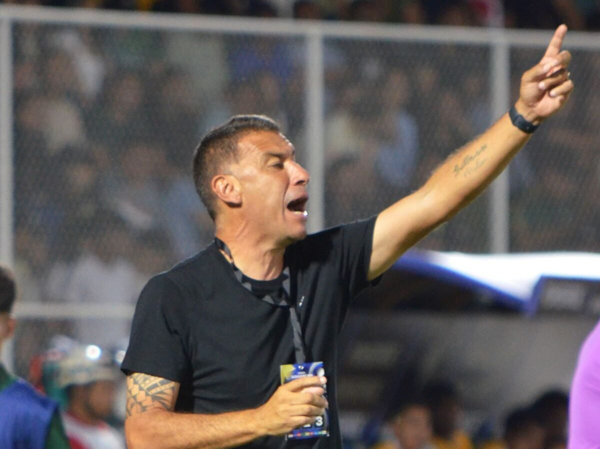 Raúl Antuña deja la dirección técnica del Orense. Foto: API