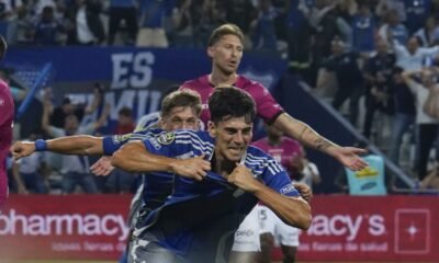 Ignacio Guerrico celebra el gol que le anotó a Independiente del Valle, este 19 de marzo de 2026. Foto: API