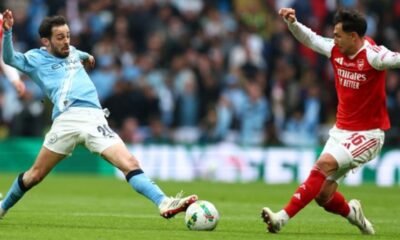 Bernardo Silva, de Manchester City, ante Arsenal en la final de la Carabao Cup. Foto: Carabao Cup