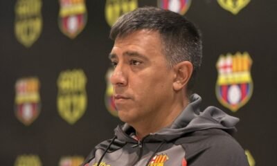 César Farías en la conferencia de prensa del 6 de marzo del 2026. Foto: Barcelona SC