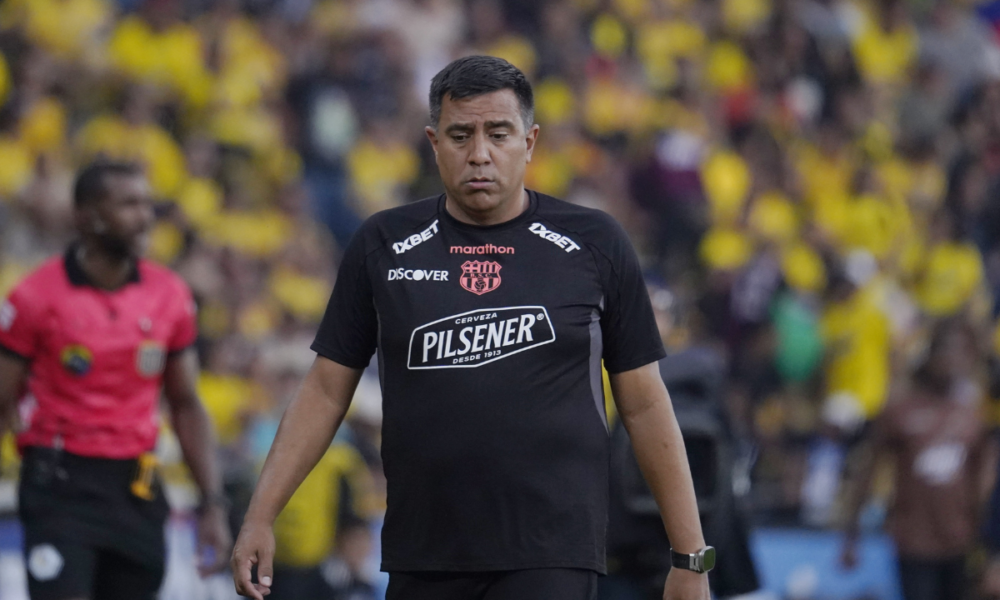 Barcelona SC rechaza actos xenófobos contra César Farías y su cuerpo técnico
