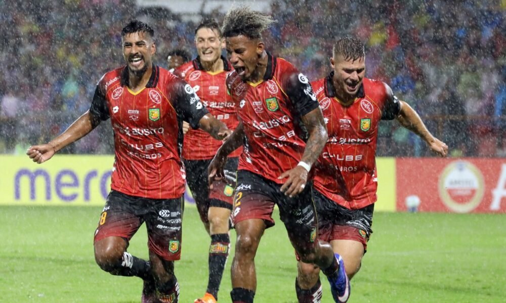 EN VIVO: Deportivo Cuenca juega ante Macará