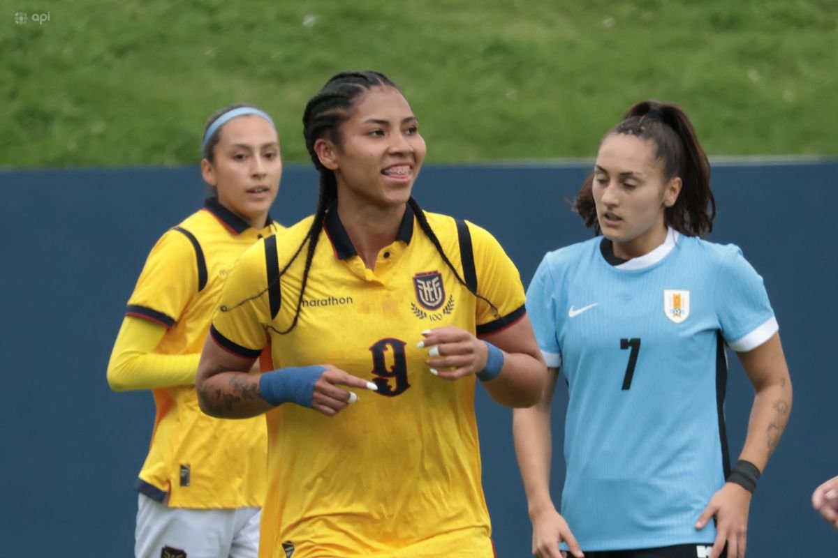 La Selección Femenina de Ecuador empata con Uruguay