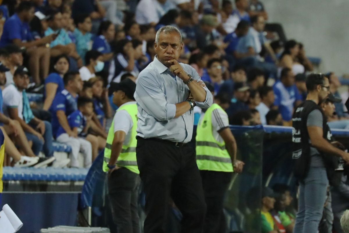 Hernán Torres asumirá el rol de entrenador en Orense SC