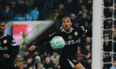 Joao Pedro, de Chelsea, y compañero de Moisés Caicedo, anotó tres goles al Aston Villa. Foto: Chelsea