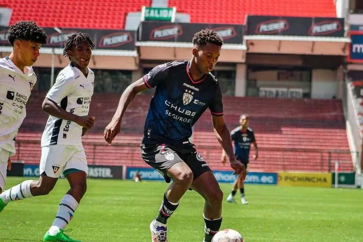 ¿Quién es Johan Martínez, el canterano de IDV que sigue el Newcastle?