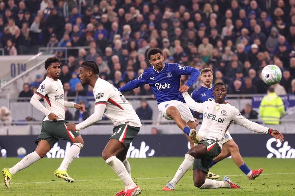 Moisés Caicedo, en el partido del Chelsea ante Everton, en la Premier League, el 21 de marzo de 2026. Foto: Premier League