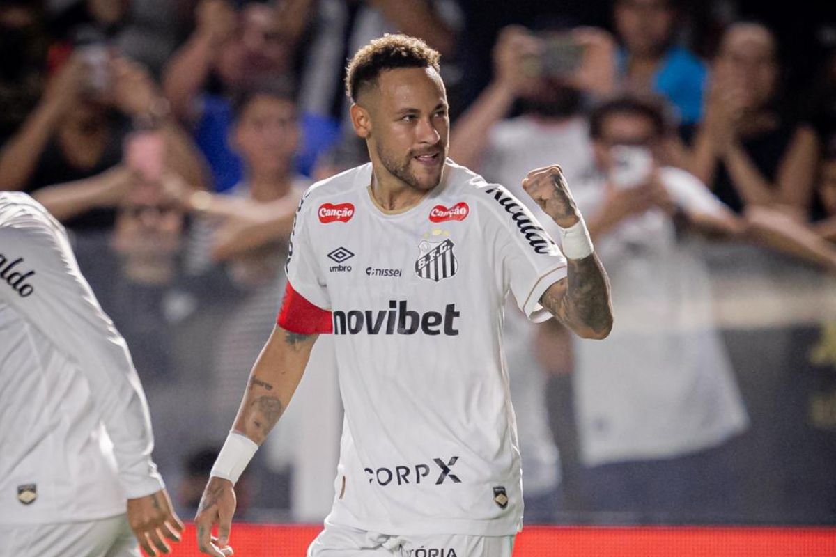 Neymar no viajará a Cuenca por la Copa Sudamericana