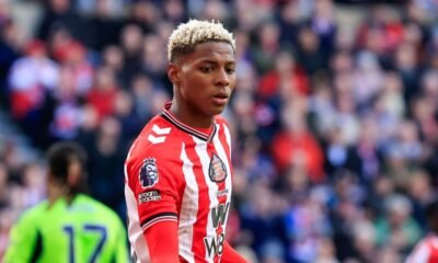 Nilson Angulo consigue su primera victoria en Premier League