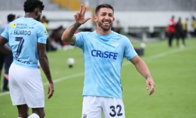 Universidad Católica golea a Leones FC