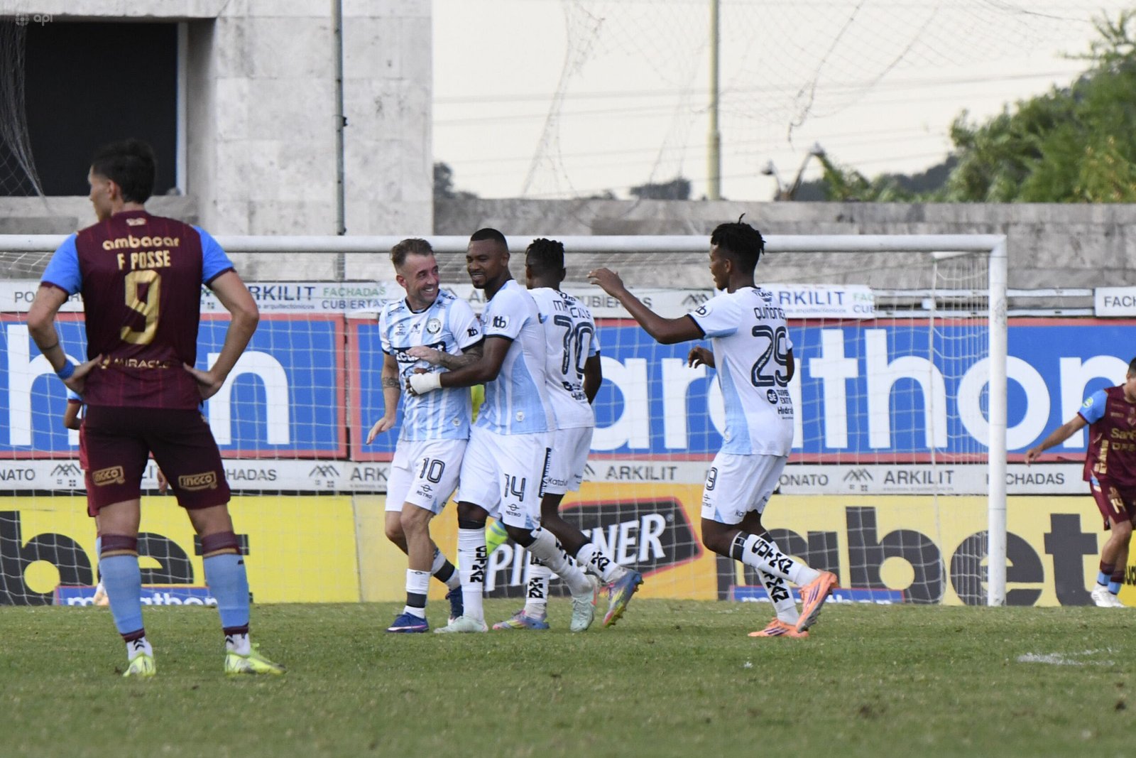 Guayaquil City vence a Macará con dos goles en dos minutos