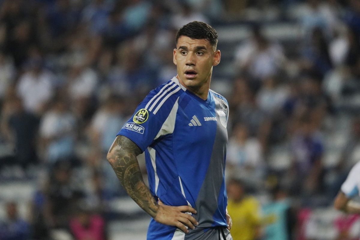 José Neris disputa la LigaPro con la camiseta de Emelec. Foto: API