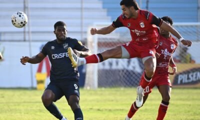 Octavio Moscarelli anotó el gol del Manta ante Universidad Católica. Foto: API
