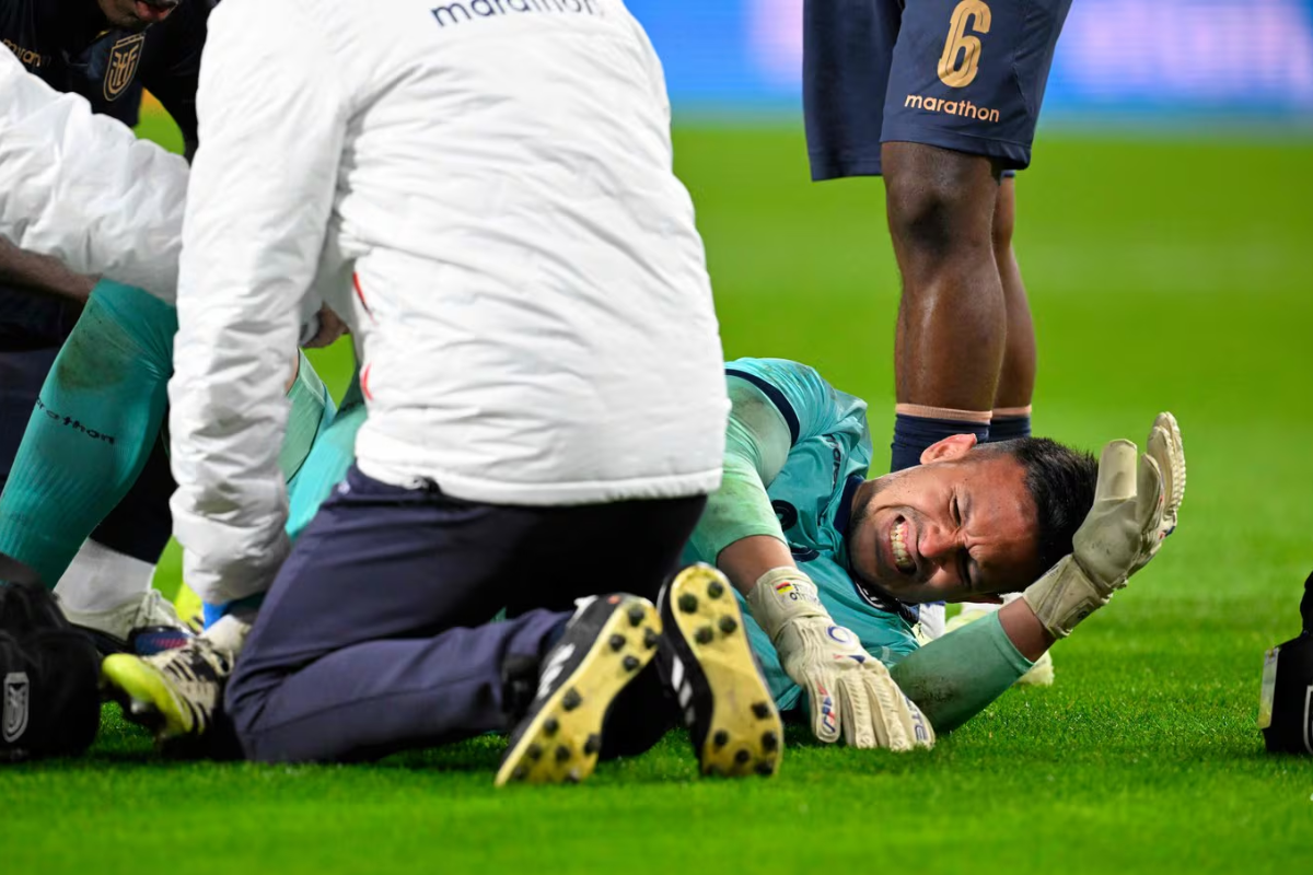 Gonzalo Valle se lesiona y preocupa a Liga de Quito