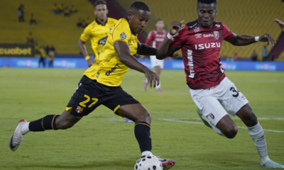 Willian Vargas juega con Barcelona SC ante Leones FC. Foto: API