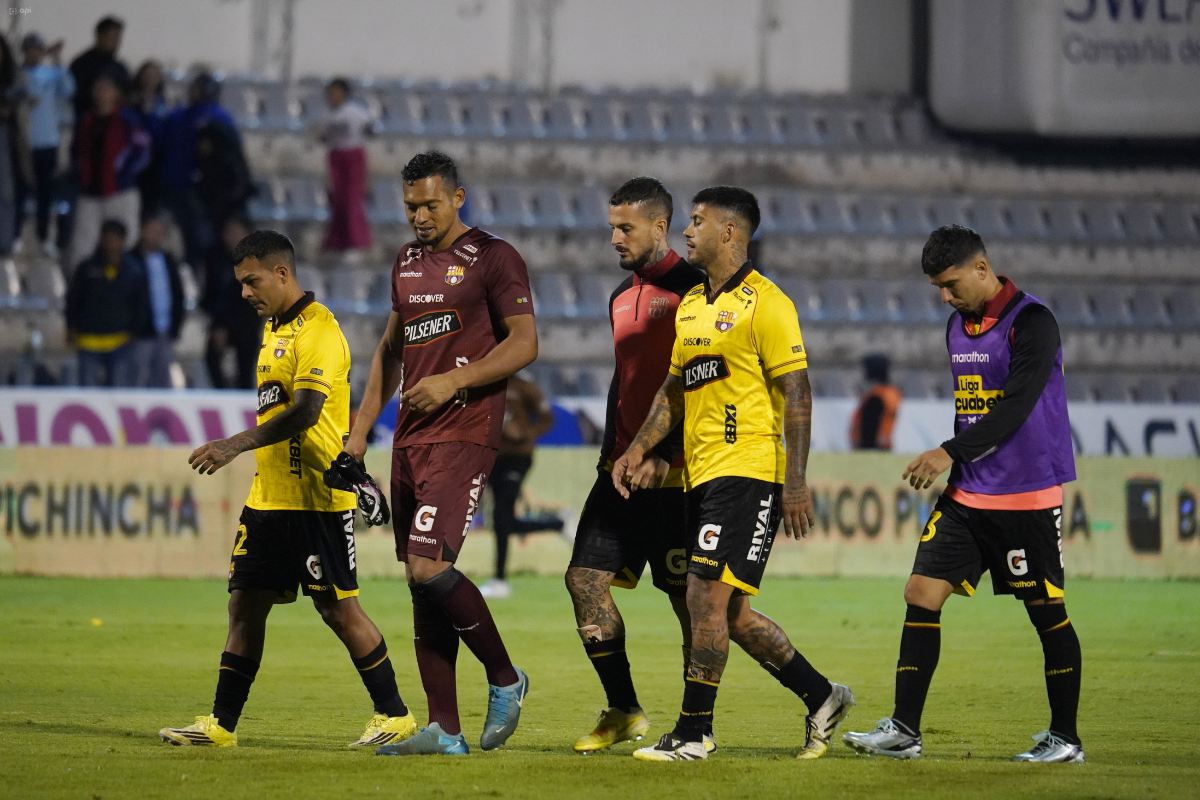 Jugadores de Barcelona SC tras el partido ante Macará en LigaPro. Foto: API