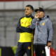 Norberto Araujo dirige a Aucas ante Leones FC en la LigaPro. Foto: API