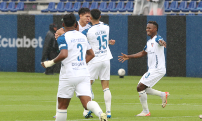 Jugadores de Liga de Quito festejan el triunfo ante IDV en la LigaPro. Foto: API