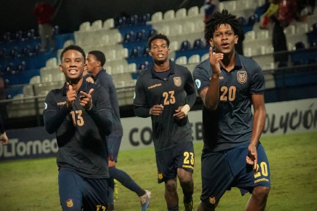 Los jugadores de Ecuador celebran la clasificación al Mundial Sub-17. Foto: La Tri