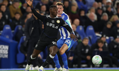 Moisés Caicedo juega ante Brighton en la fecha 34 de la Premier League. Foto: Chelsea FC.