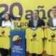 En la foto aparecen Tamara Espinoza Gerente de marca de Banco Pichincha, Francisco Egas Presidente de FEF, Alex Ganly, Director Eventos Torneos y Competencias Foto: API