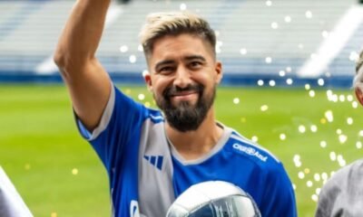 Chirstian Noboa durante su época de jugar del bombillo. Foto Emelec