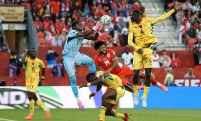 El arquero de Ghana, Lawrence Ati-Zigi, siendo la figura del partido frente a Panamá. Foto: FIFA