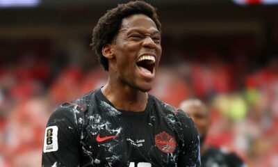 Jonathan David marca su triplete frente a Qatar. Foto: Canadá