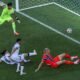 Erling Haaland marcando uno de los tres goles frente a Irak. Foto: FIFA
