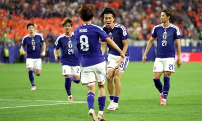 Keito Nakamura celebrando el gol del empate con Takefusa Kubo. Foto: FIFA