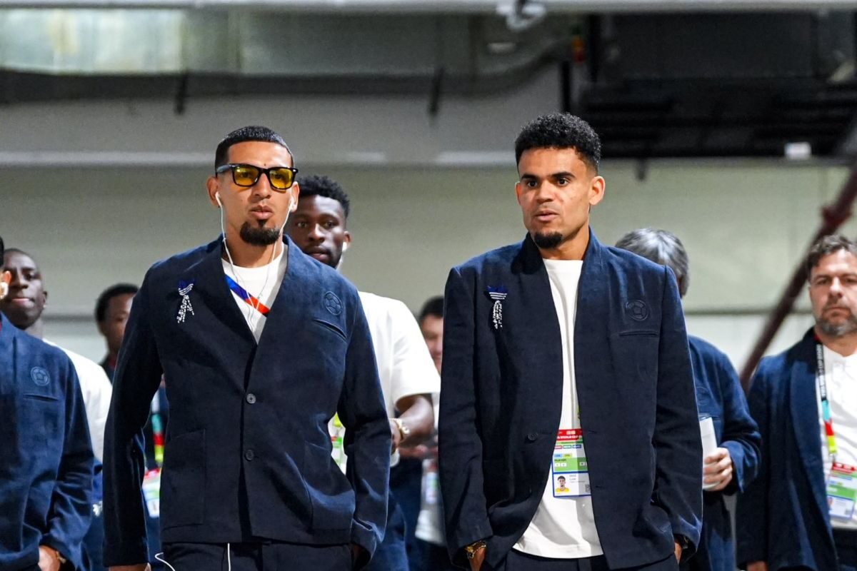 Figuras de Colombia llegando al Estadio Azteca para el partido frente a Uzbekistán. Foto: Colombia