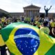 Hinchada brasileña presente en la estatua de Rocky Balboa. Foto: FIFA