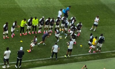 Los jugadores de Ecuador ante del partido contra Guatemala, Foto: Tito Rosales