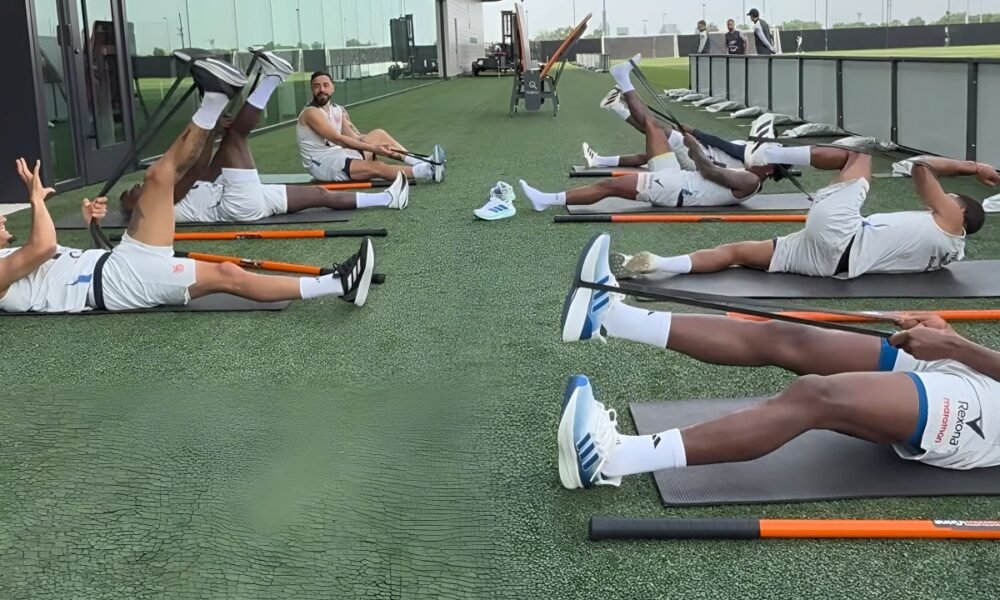 La Tri entrenando en Columbus este 8 de junio. Foto: FEF
