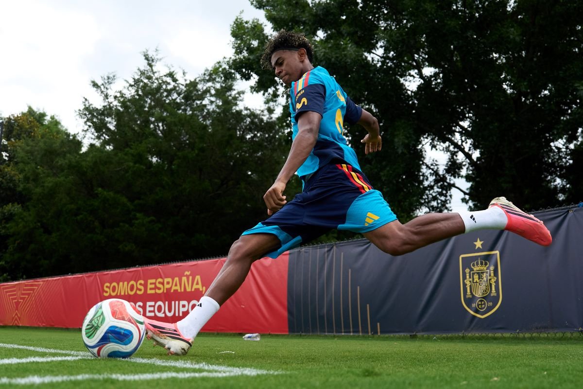 Lamine Yamal entrena con la Selección de España. Foto: Selección de España