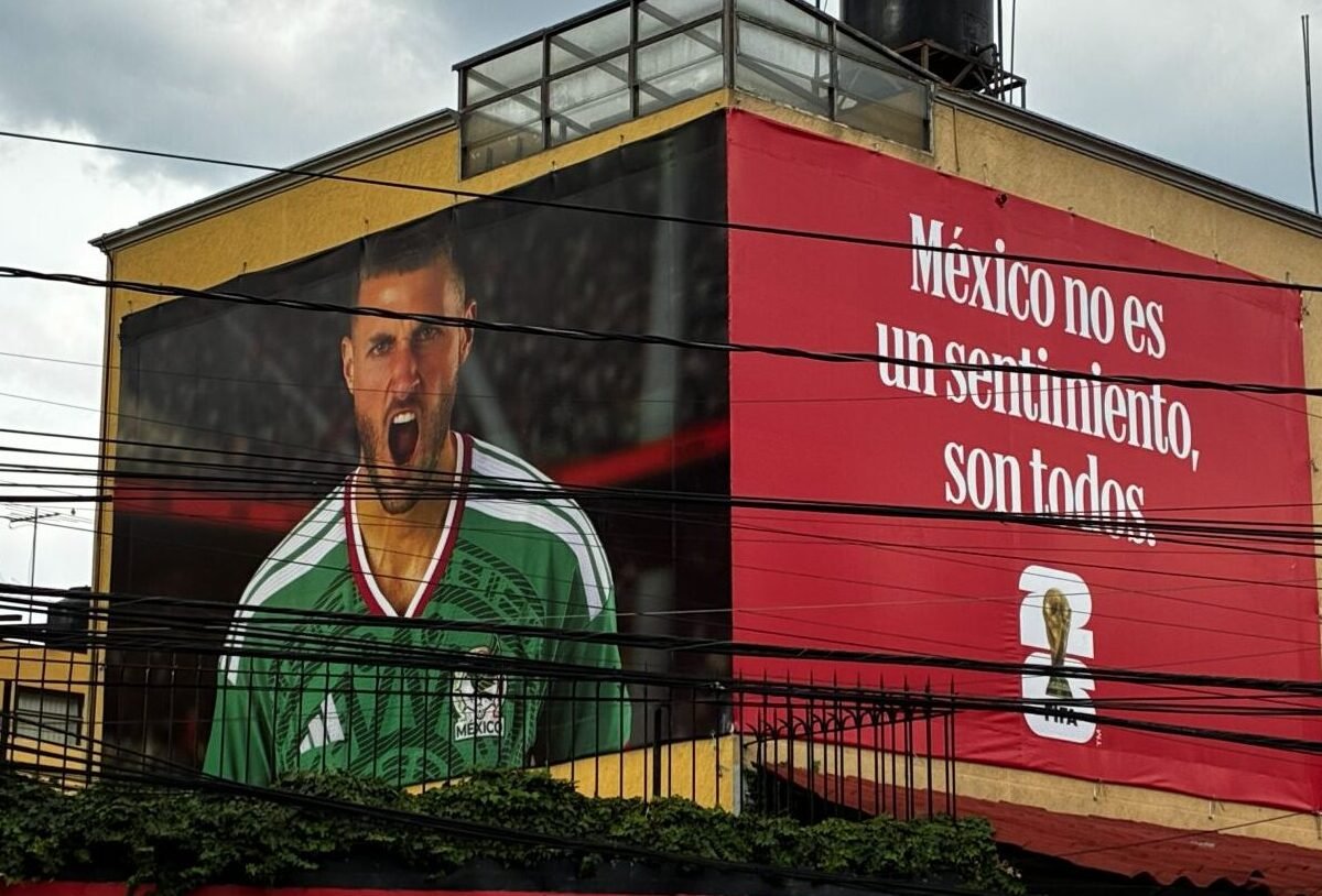 Publicidad del Mundial hay en todos los sectores. Foto: Tito Rosales