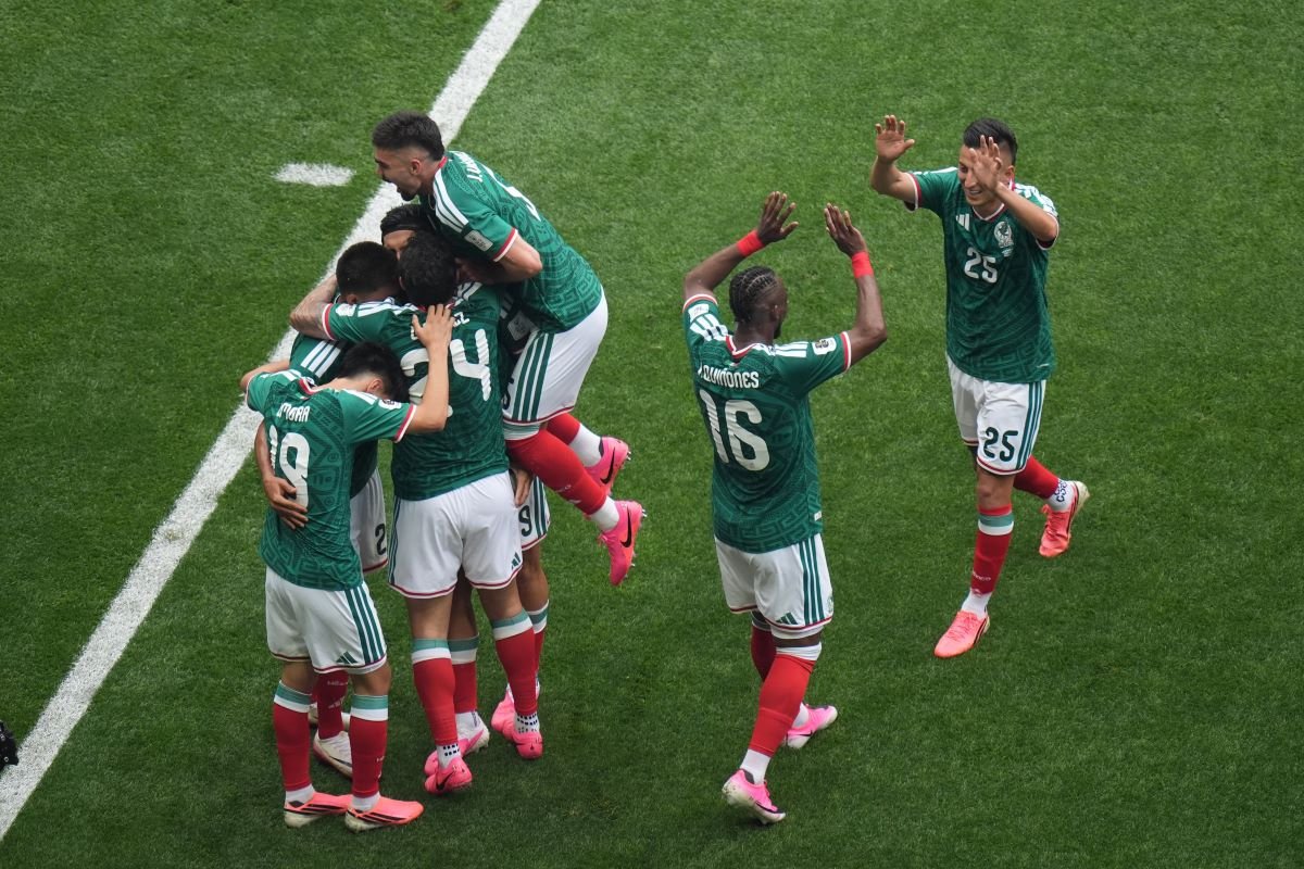 México ganó 2-0 en su debut amte Sudáfrica. Foto: Selección de México
