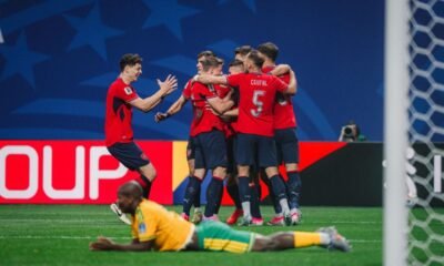 República Checa marca el primer gol en el encuentro ante Sudáfrica. Foto: Selección de República Checa