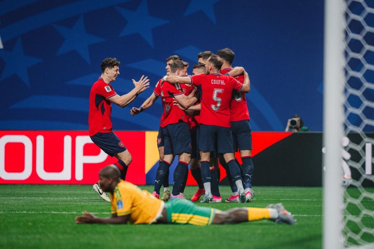 República Checa marca el primer gol en el encuentro ante Sudáfrica. Foto: Selección de República Checa
