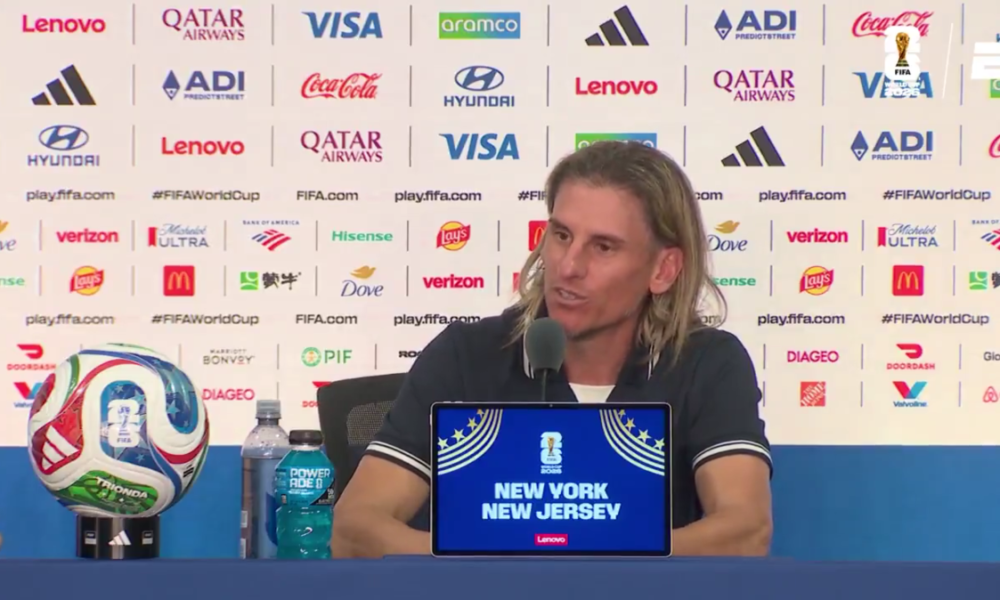 Sebastián Beccacece en la rueda de prensa del partido frente a Alemania. Foto: Captura de pantalla SportsCenter