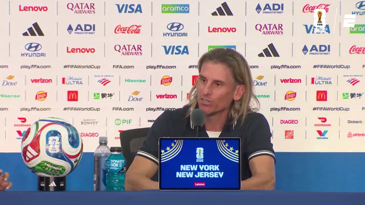 Sebastián Beccacece en la rueda de prensa del partido frente a Alemania. Foto: Captura de pantalla SportsCenter