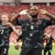 Cyle Larin anota su segundo gol del Mundial y pone en ventaja a Canadá. Foto: FIFA