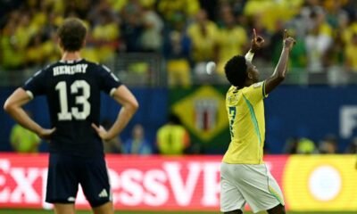 Vinicius Jr. celebrando su doblete y su cuarto gol en la presente edición mundialista. Foto: FIFA