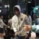 Piero Hincapié llega al hotel donde se concentra Ecuador para el juego con México. Foto: Captura de pantalla