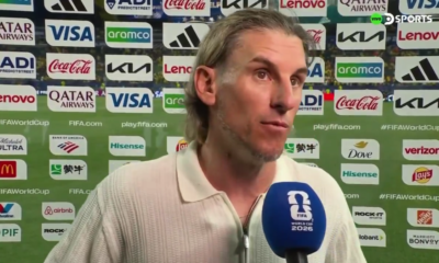 Sebastián Beccacece realizando sus primeras declaraciones tras el partido frente a Costa de Marfil. Foto: Captura de DSports