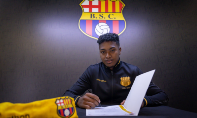 Jean Carlos Montaño uniéndose a la lista de socios en Barcelona SC. Foto: BSC