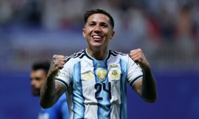 Enzo Fernandéz le dio el gol agónico de la clasificación a Argentina. Foto Selección de Argentina