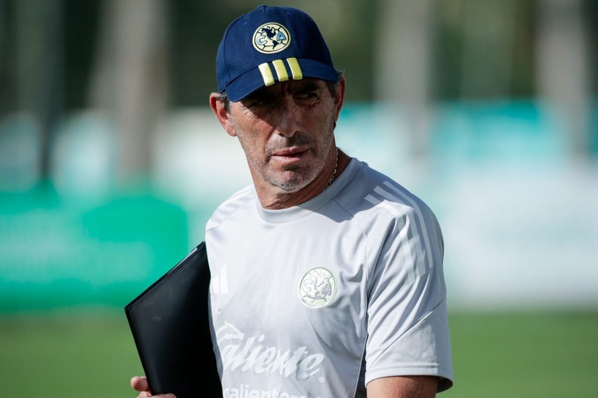 Guillermo Almada en España con el Club América. Foto Club América