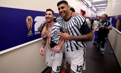 Lionel Messi y Cuti Romero previo a su partido con Inglaterra. Foto Selección de Argentina