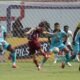 Jugadores de Mushuc Runa y Libertad, en Echaleche, en la fecha 22. Foto: API